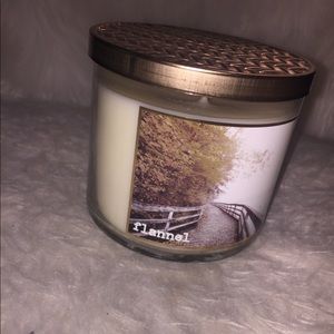 Bath & Body Works 3 Wick Candle